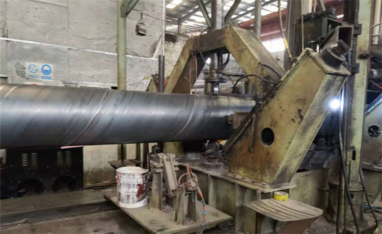 內(nèi)徑1300mm螺旋管,1024-12mm螺旋鋼管,內(nèi)直徑1300mm螺旋焊管,1200mm鎖扣螺旋鋼管