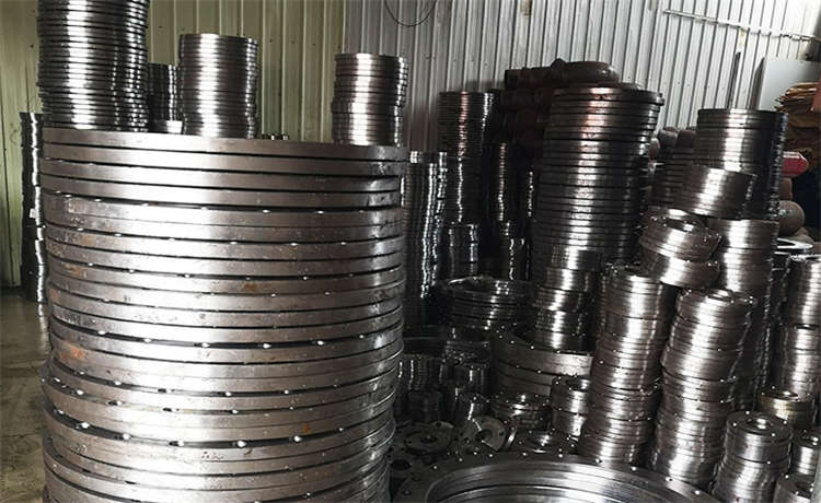 1724螺旋焊管，dn600螺旋管，鋼材場鋼護(hù)筒加工廠家，自來水防腐螺旋管廠家