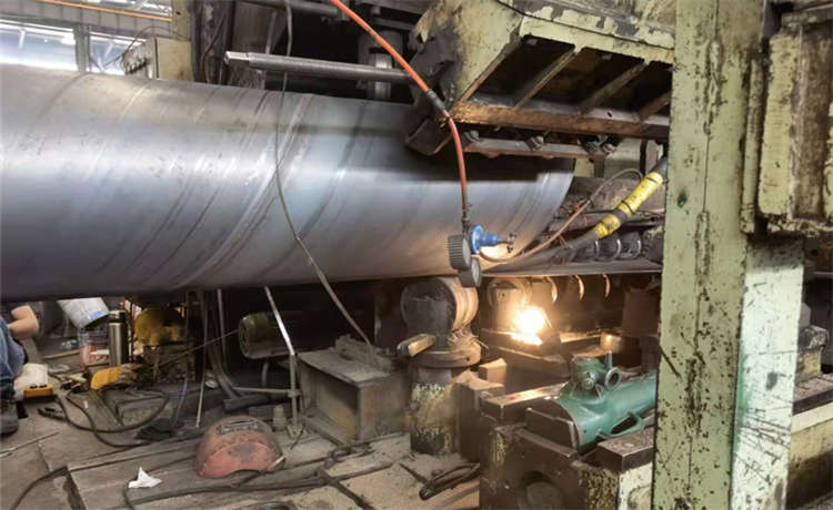 1920 DN2000螺旋鋼管,汕頭鋼材場Q235B鋼板,鋼材場自來水鋼管,610螺旋管廠家