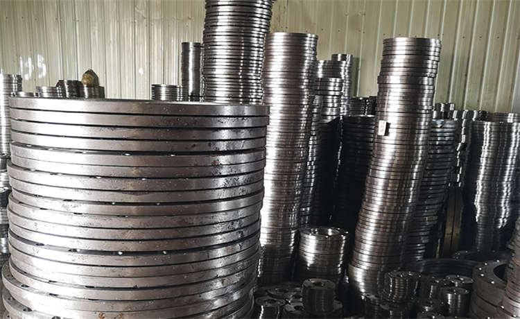 700 鋼材場螺旋焊管,河源H型鋼,1820mm螺旋鋼管,1000鎖扣螺旋管